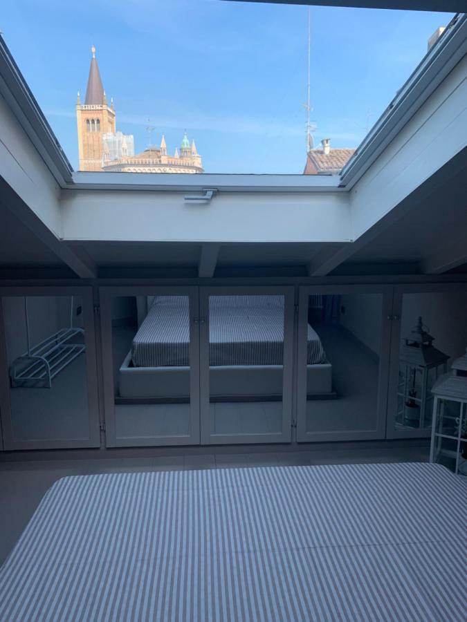 Maison Del Ducato “Cavour 24” ปาร์มา ภายนอก รูปภาพ